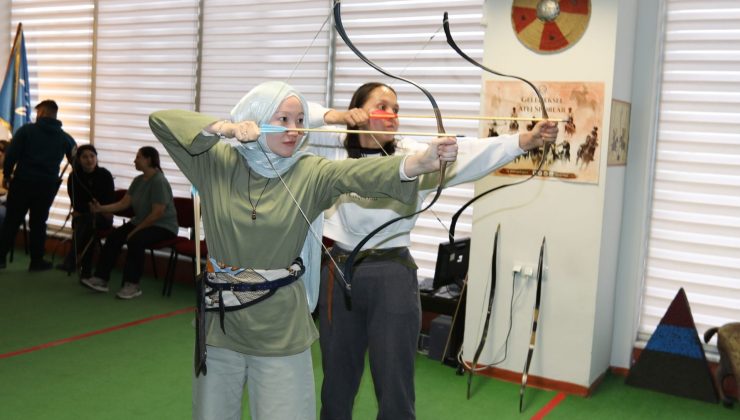 NEVÜ’de Geleneksel Okçuluk Salon Puta Yarışması Düzenlendi