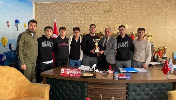 Kardelen Futsal Takımı İl İkincisi