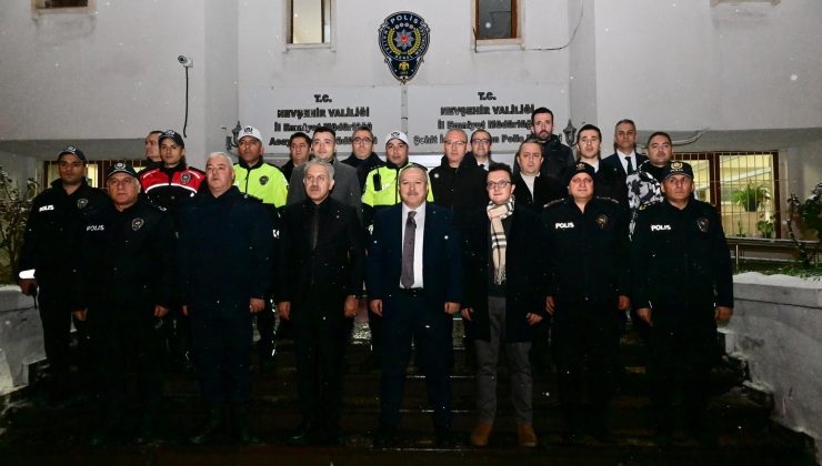 Vali Ali Fidan’dan Yeni Yılda Güvenlik Güçlerine Moral Ziyareti