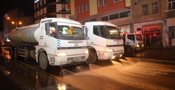 Nevşehir Belediyesi Atatürk Bulvarı’nda Temizlik Yaptı