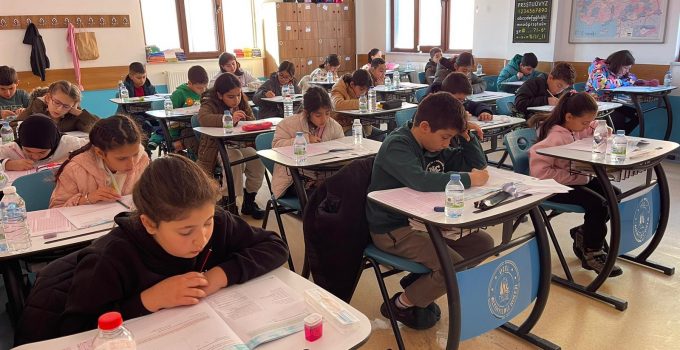 Altınyıldız Eğitim Kurumlarından Rekor Katılımlı Bursluluk Sınavları