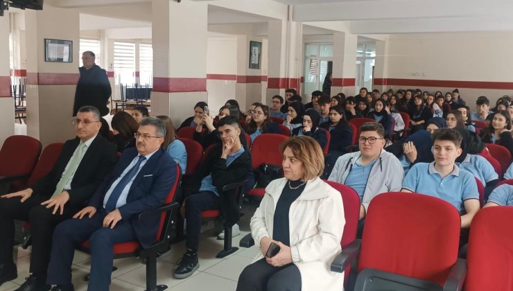 Anadolu Mektebi Yazar Okumaları: ‘Sabahattin Ali’ Paneli Gerçekleştirildi