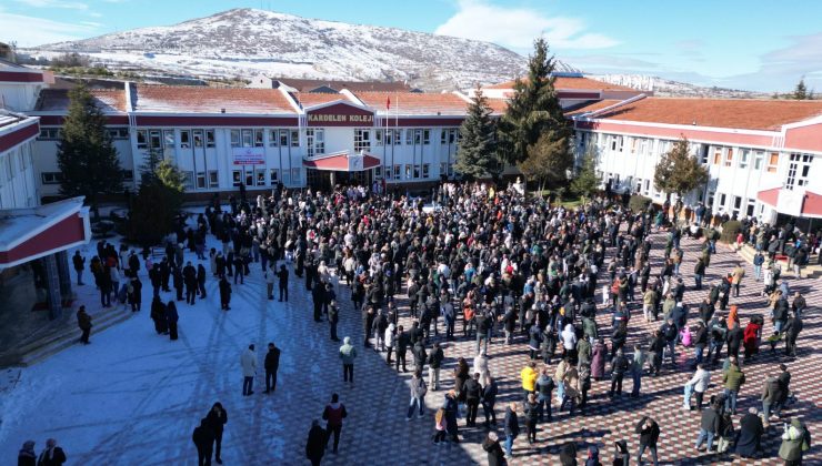 Nevşehir Tarihinin En Kalabalık Bursluluk Sınavı Kardelen’de Yapıldı