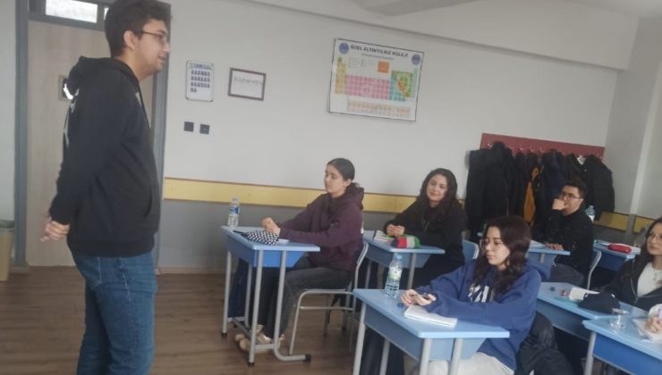 2025 YKS EA Türkiye 85.Si Ege Kaan Akgür’den Altınyıldız Kolejine Vefa Ziyareti