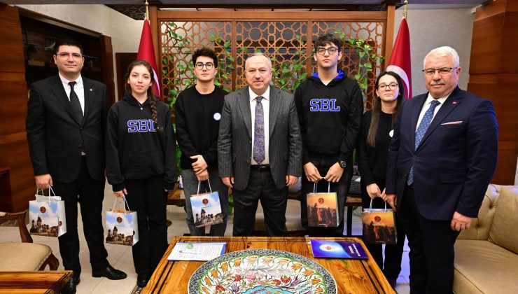 Nevşehir Valisi Ali Fidan İle Öğrencilerin “Geleceğimiz İçin Su” Projesi Konulu Röportajı