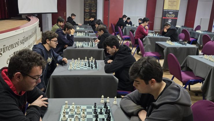 Altınyıldız Koleji Fen Ve Anadolu Lisesinde Satranç Turnuvası