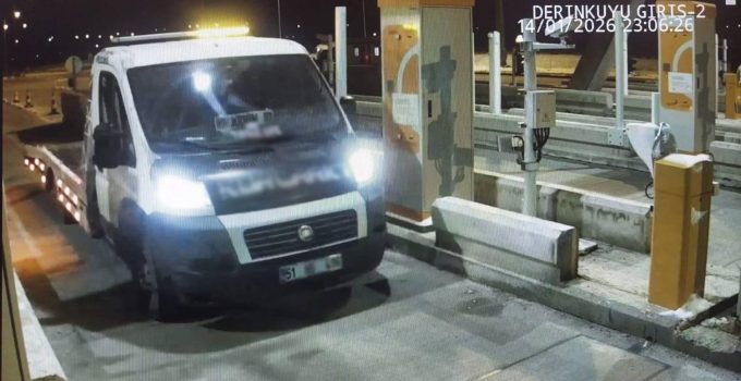 Otoyolda Ters Yönde Giden Sürücü Jandarma Kameralarına Yakalandı