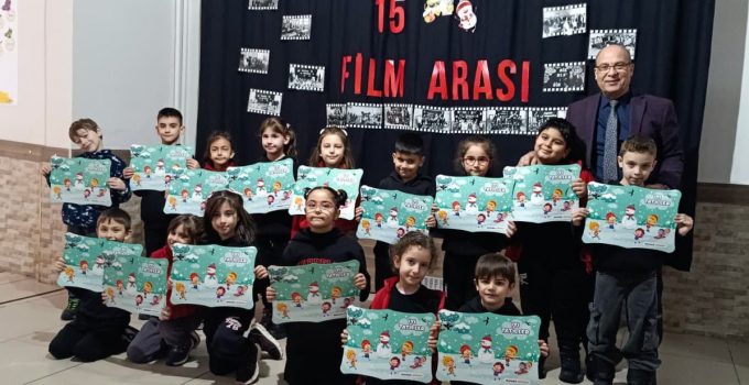 Kardelenli Öğrencilerin Karne Coşkusu