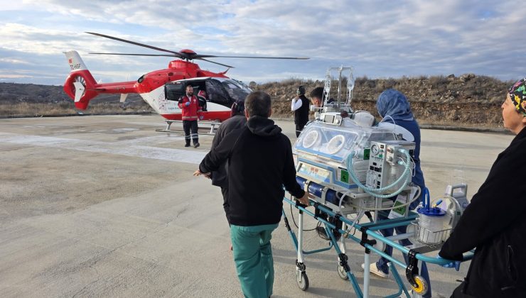 58 Günlük Minik Yürek İçin Hava Ambulansı Havalandı