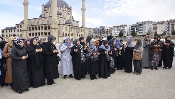 Nevşehir’den 33 Günlük Ramazan Umresine 21 Kişi Uğurlandı