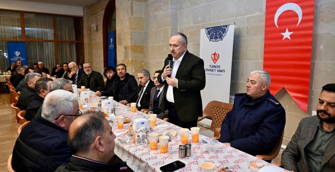 Vali Fidan İftar Programında Mazlum Coğrafyalara Dikkat Çekti