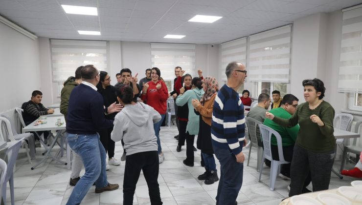 Güvenli, Çağdaş ve Sıcak bir Pencereden Yansıyanlar