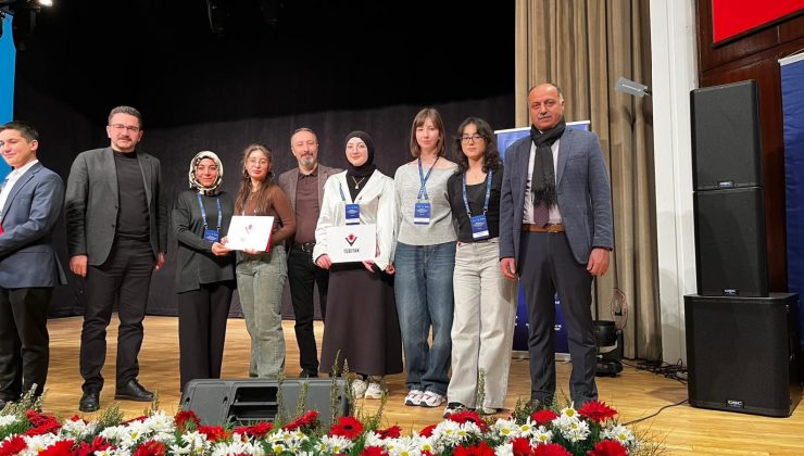 Kardelenli öğrenciler TÜBİTAK’ta bölge derecesi kazandı