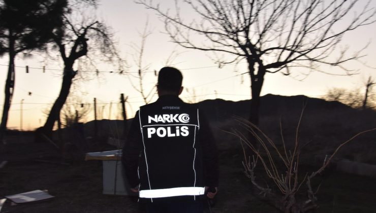 Şafak Operasyonunda Gözaltına Alınan Şüphelilerden 15 Zehir Taciri Tutuklandı