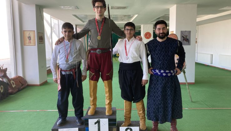 Okçulukta Şampiyon Kardelen’den