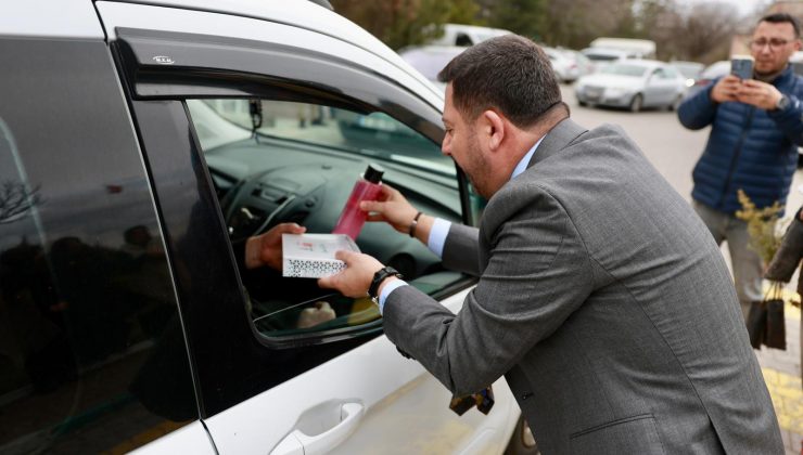 Başkan Rasim Arı’dan Bayram Öncesi Mezarlık Ziyareti