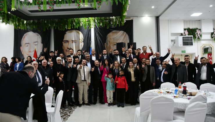 Ülkücüler Gövde Gösterisi Yaptı