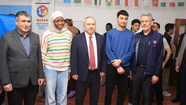 Vali Fidan Nevşehir’de Uluslararası Öğrencilerle İftarda Bir Araya Geldi