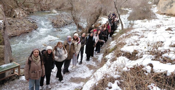 NEVÜ Dağcılık ve Doğa Sporları Kulübü’nden Ihlara Vadisi’ne Doğa Yürüyüşü