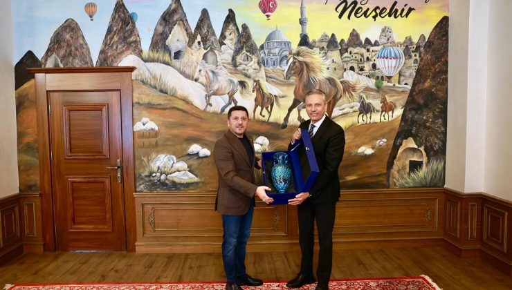 Türsab Başkanı Bağlıkaya’dan Başkan Arı’ya Ziyaret