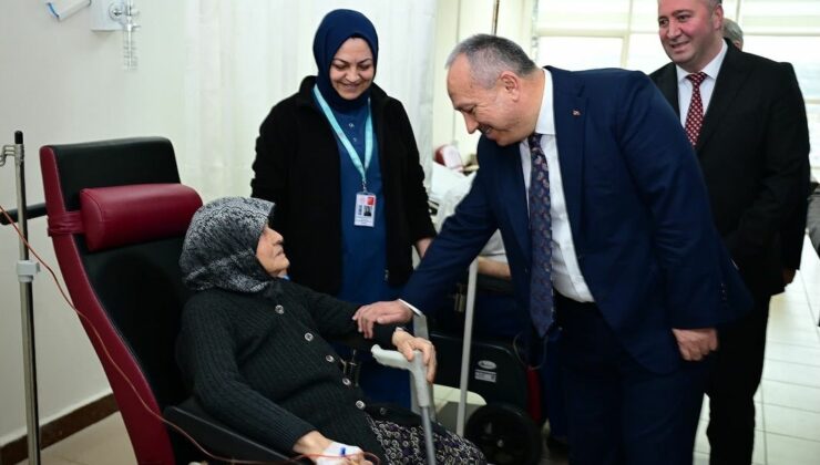 Vali Fidan Hastanede İncelemelerde Bulundu, Hastalarla Görüştü