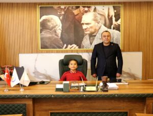 Derinkuyu’da 23 Nisan’da Başkanlık Koltuğu Çocuklara Emanet Edildi