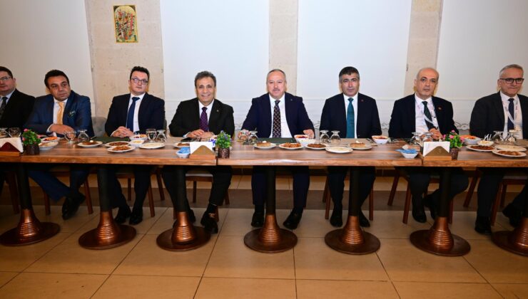 Nevşehir’de Yapay Zekâ Kongresi Gala Programı Gerçekleştirildi