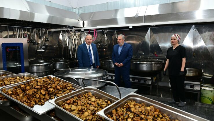 Vali Fidan, Restore Edilen Külliyede İncelemelerde Bulundu