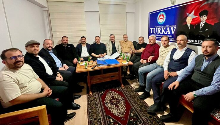 TÜRKAV’da İstişare Yapıldı