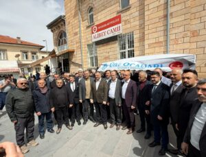 Ülkücüler Alparslan Türkeş Anısına Lokma İkram Etti