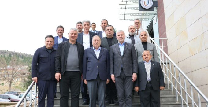 Sakarya TSO Heyetinden Parmaksız’a Ziyaret