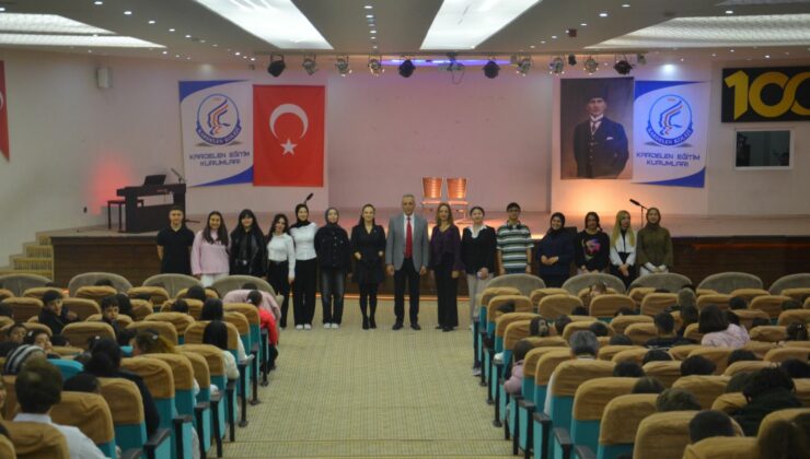 Kardelen’de Tiyatro Şöleni