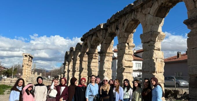 “Toplumsal Katkıda Yeni Yaklaşımlar ve Bölgesel İş Birliği” Temalı Çalıştay
