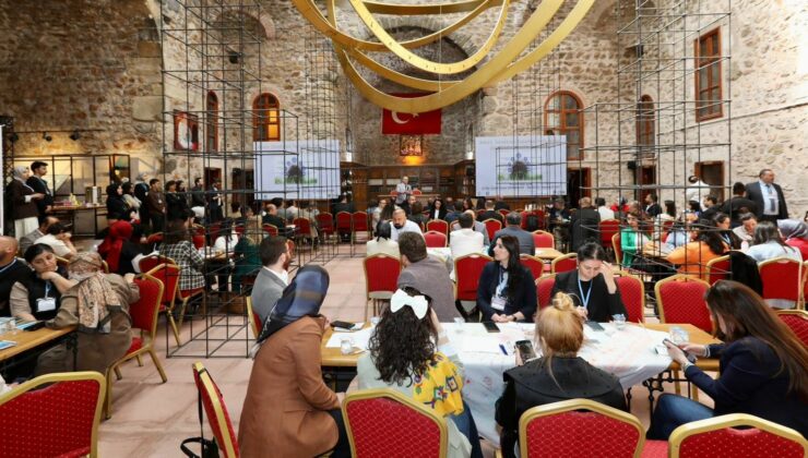 NEVÜ Akademisyenleri “Toplumsal Katkı ve Sosyal İnovasyon Zirvesi”nde Projelerini Sundu