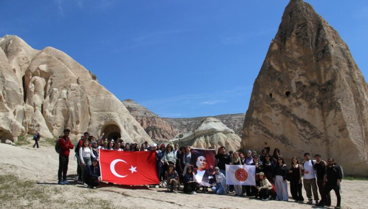NEVÜ’den Kızılçukur Vadisi’nde Milli Egemenlik Yürüyüşü