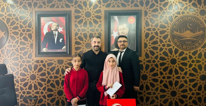 Başkan Güneş Başarılı Öğrencileri Ödüllendirdi