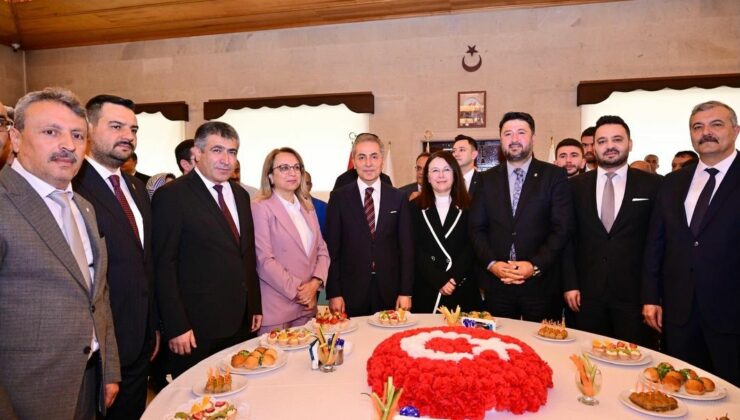 Nevşehir Protokolü Bayramlaşma Programında Bir Araya Geldi