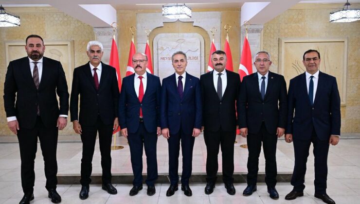 MHP’li Belediye Başkanlarından Vali Kök’e Ziyaret