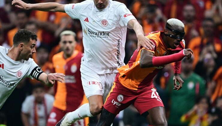 Galatasaray Üst Üste 4. Kez Şampiyon