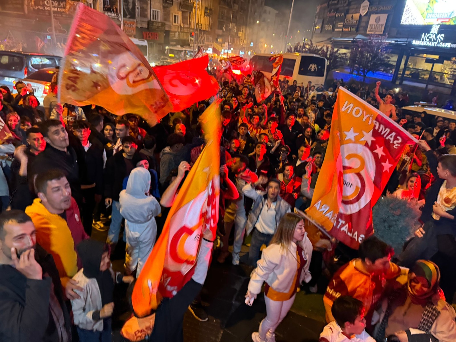 Galatasaray’ın 26. Zaferi Nevşehir’de Büyük Coşkuyla Kutlandı