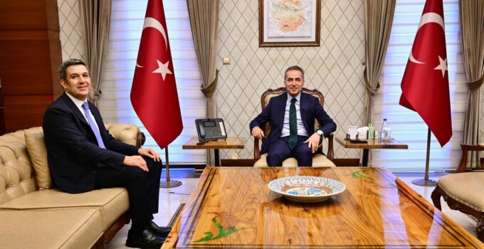Kapadokya Alan Başkanı Aslanbay, Vali Kök’ü ziyaret etti