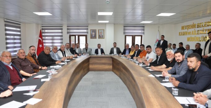 Mahalle Muhtarlarıyla İstişare Toplantısı Düzenlendi
