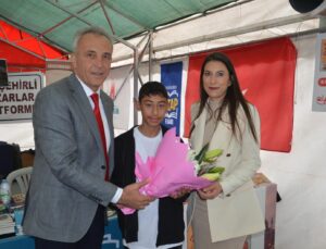 Kardelenli Yazara Okul Müdüründen Destek Ziyareti