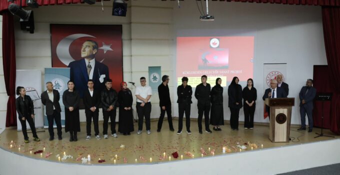 Köklerden Geleceğe Sanat: Şiir Dinletisi Programı Düzenlendi
