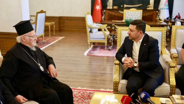 Fener Rum Patriği Bartholomeos Başkan Arı’yı Ziyaret Etti
