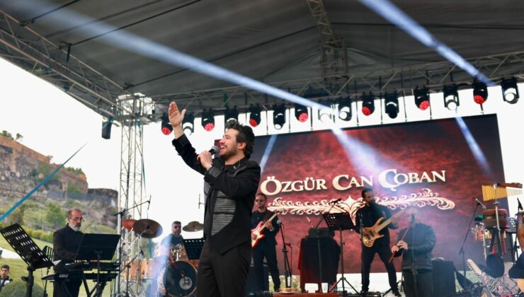 Nevşehir, 19 Mayıs’ın 107. Yılını Özgür Can Çoban Konseriyle Kutladı