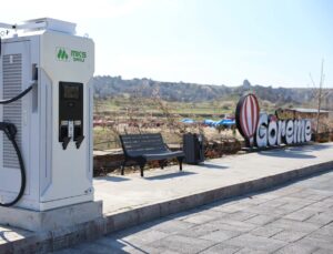 Göreme’de Elektrikli Araçlara Şarj Kolaylığı