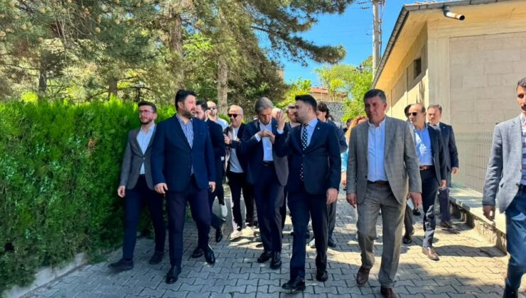 AK Parti Heyeti Mustafapaşa’daki Sandıkları Ziyaret Etti