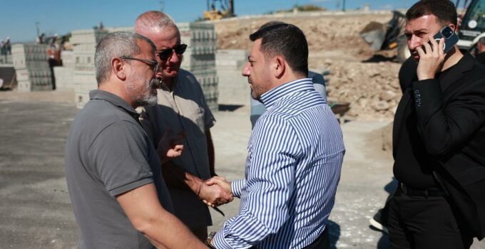Başkan Arı, Kentin Farklı Noktalarında Yürütülen Çalışmaları İnceledi