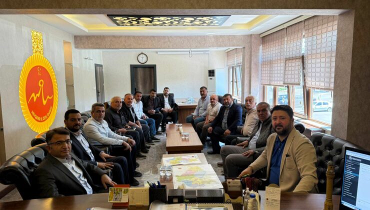 Milletvekili Emre Çalışkan Muhtarlarla İl Özel İdaresi’nde Bir Araya Geldi